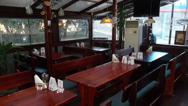 Снимка 8 — New York Pub
